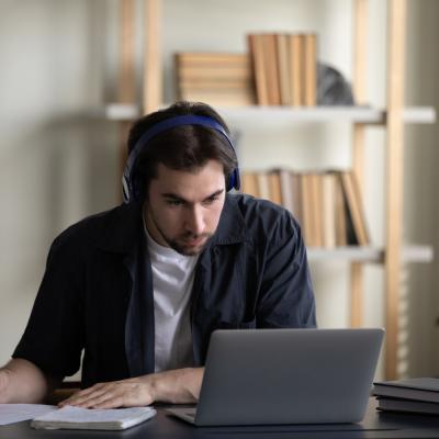 Plataforma de cursos gratuitos con certificado oficial